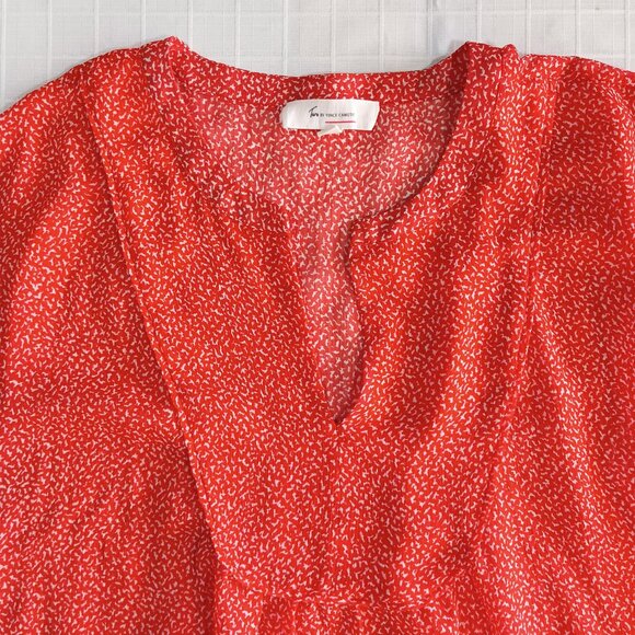 Vince Camuto Sheer Coral & White Ditsy Print Short Sleeve Blouse Size M - Picture 2 of 5